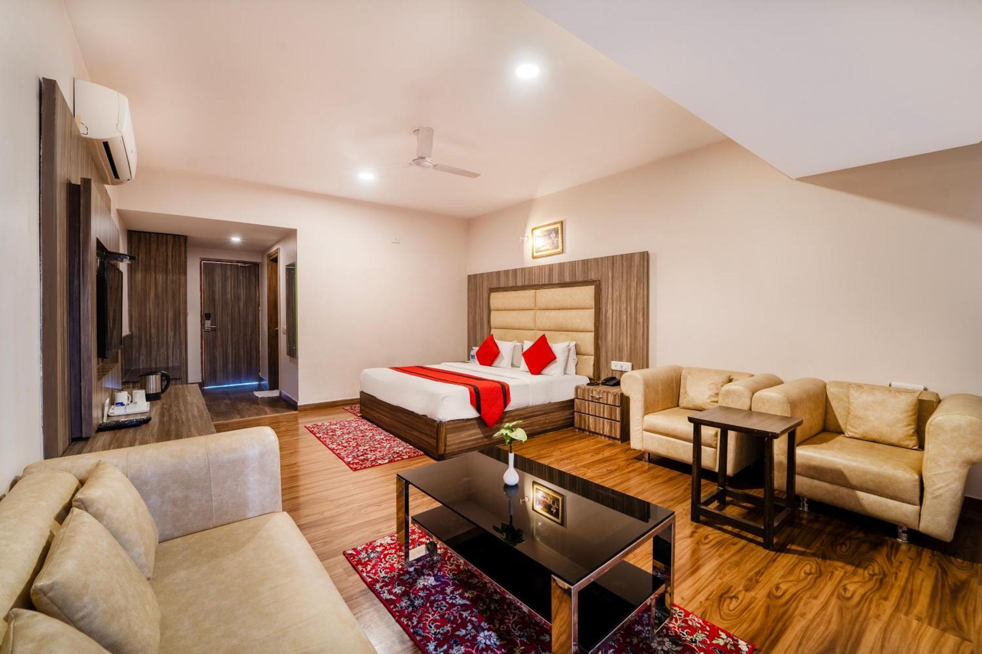 Rama Trident, Katra Hotel Exterior photo